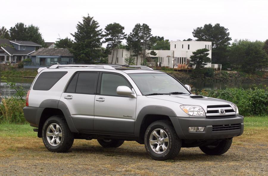  Toyota 4Runner 2003 года  (фото 23 из 41)